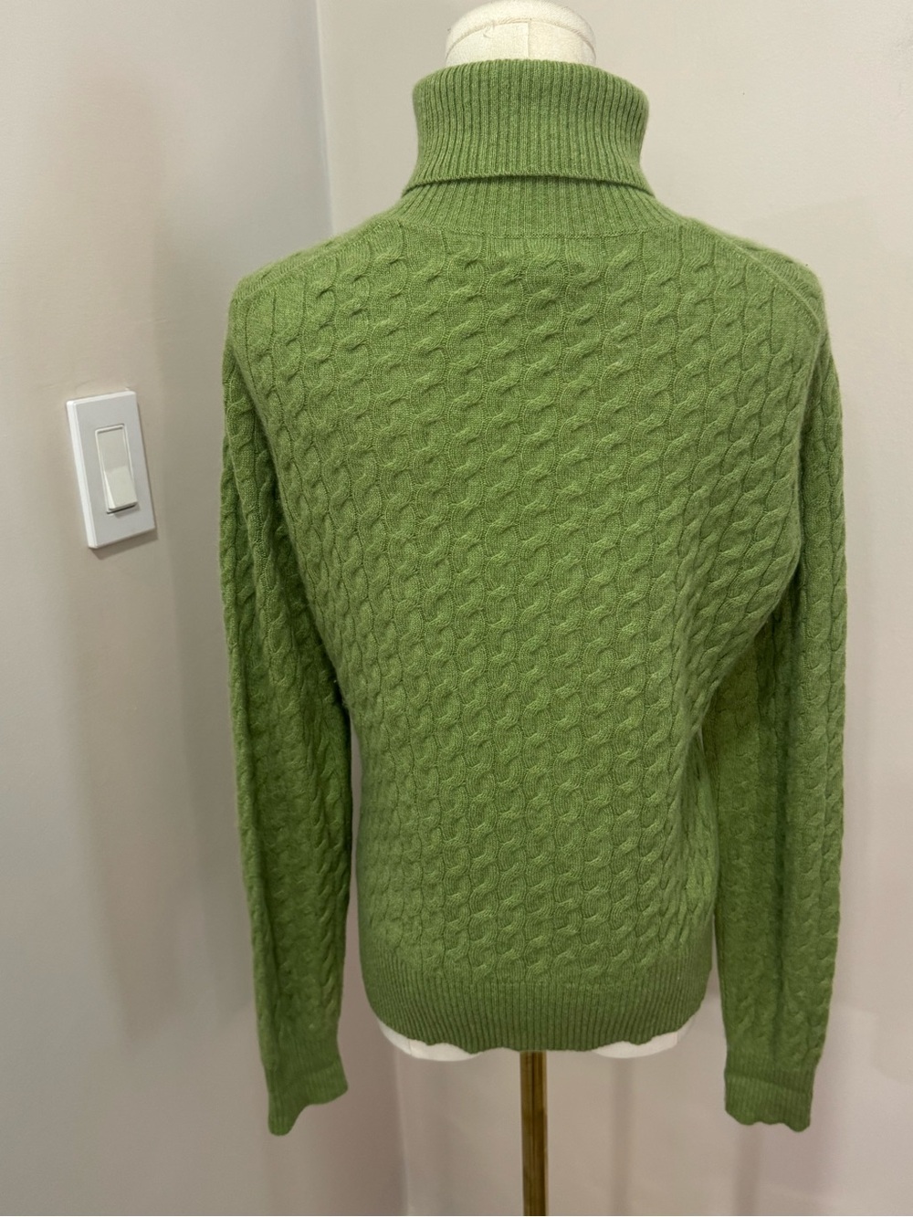 Vintage Geneva Green Cashmere Turtleneck Sweater Large - Picture 3 of 6